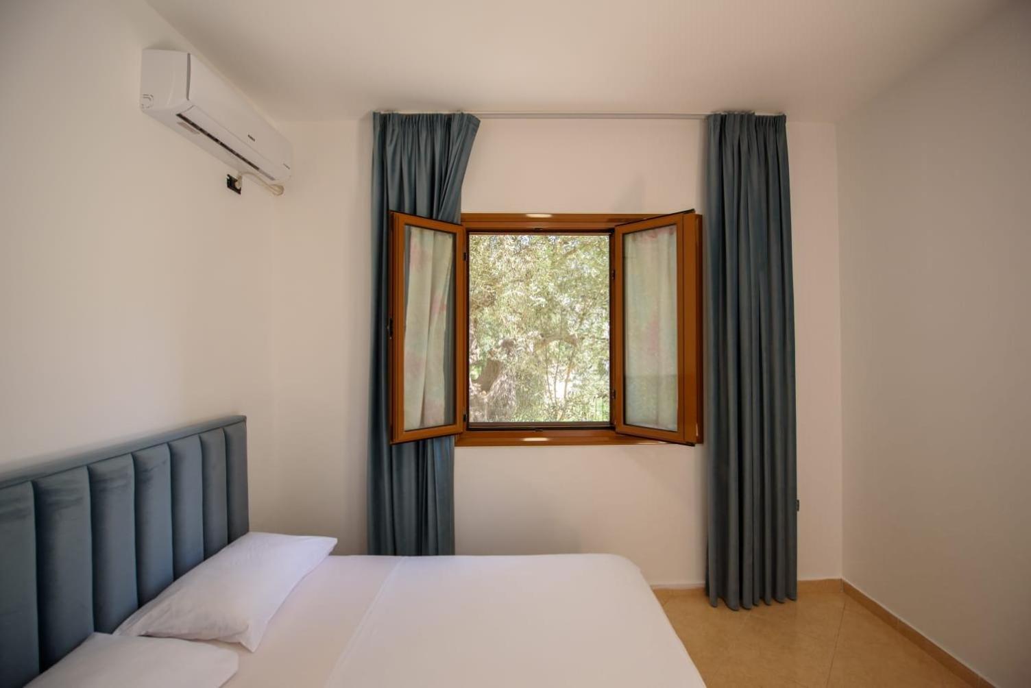 Olivium Rooms Vlore Exterior photo
