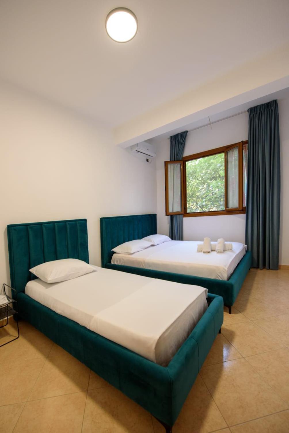 Olivium Rooms Vlore Exterior photo